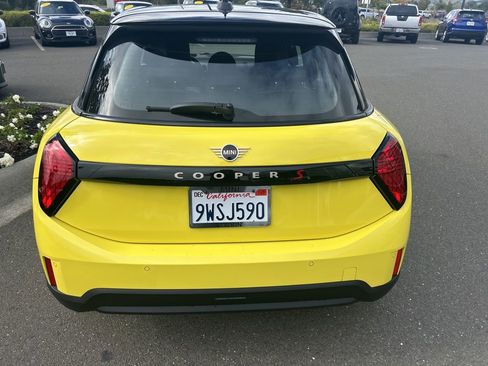 Used 2025 MINI Cooper S image 4
