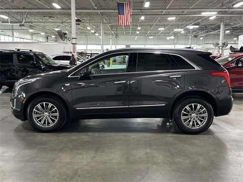 Used 2018 Cadillac XT5 Luxury w/ Driver Awareness Package image 10