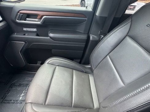 Used 2023 GMC Sierra 1500 Denali w/ Denali Reserve Package AWD/4WD image 30