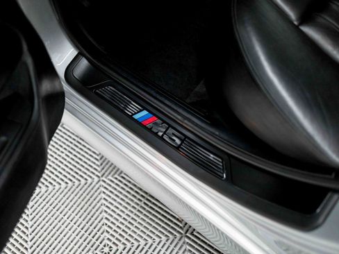 Used 2003 BMW M5 RWD image 49