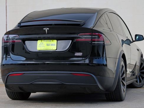 Used 2022 Tesla Model X Plaid AWD/4WD image 5