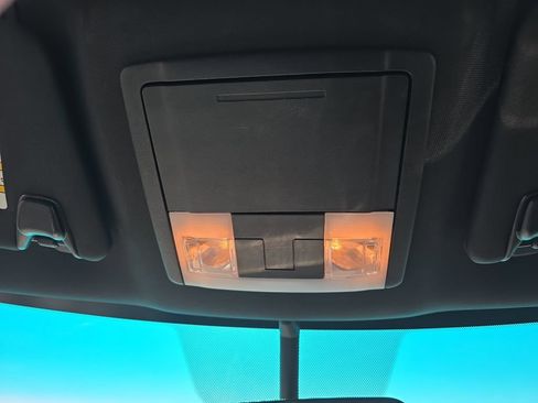 Used 2012 Ford Explorer XLT FWD image 27