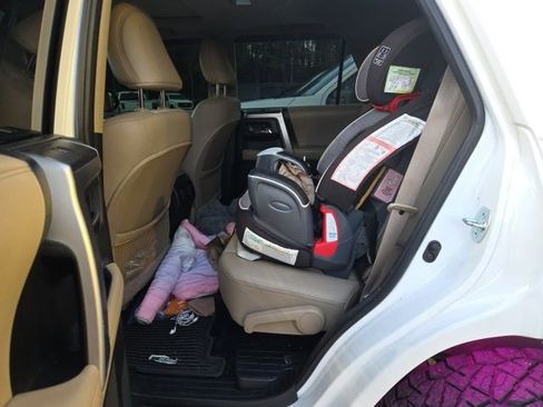 Used 2018 Toyota 4Runner SR5 Premium image 20