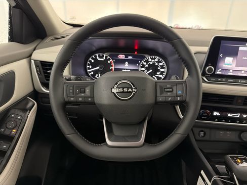 New 2026 Nissan Rogue SV image 18