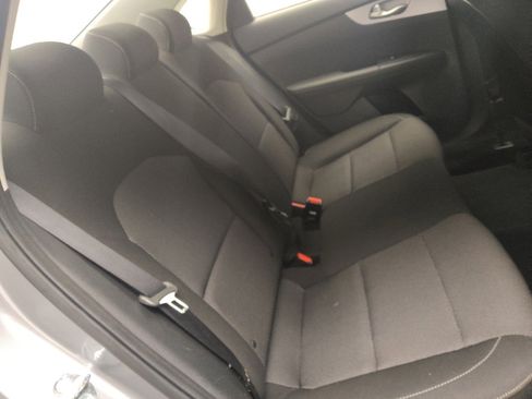 Used 2024 Kia Forte LXS w/ LXS Technology Package FWD image 19