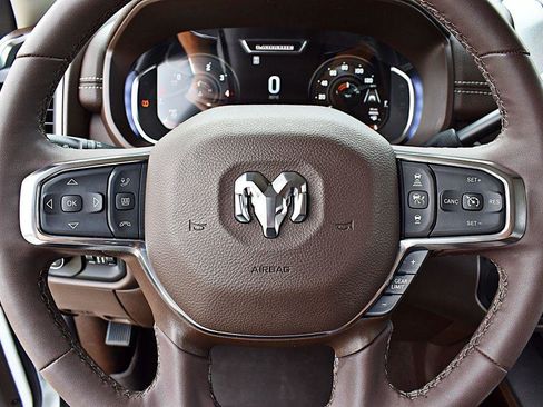 Used 2025 RAM 3500 Laramie AWD/4WD image 45