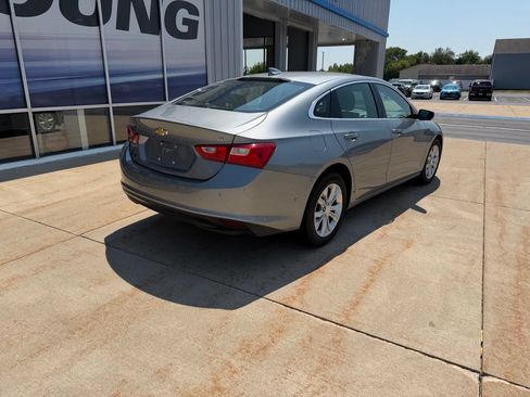 Used 2024 Chevrolet Malibu LT FWD image 3