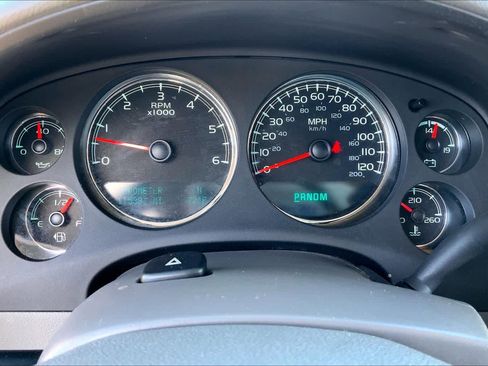 Used 2013 GMC Yukon XL SLT image 24