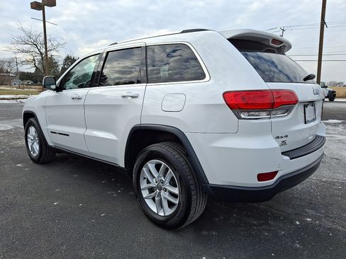 Used 2017 Jeep Grand Cherokee Laredo w/ Quick Order Package 23E image 6