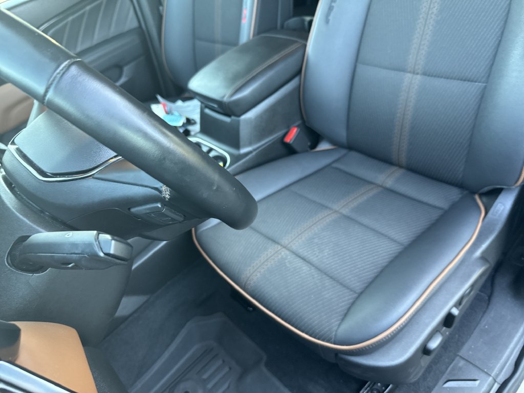 Used 2025 GMC Canyon AT4 w/ Nightfall Edition AWD/4WD image 10