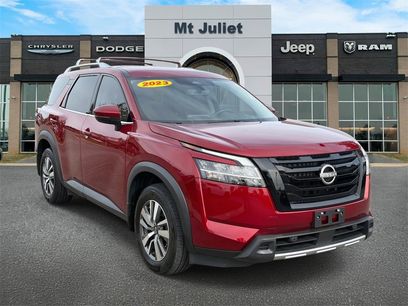Used 2023 Nissan Pathfinder SL w/ Black Appearance Package