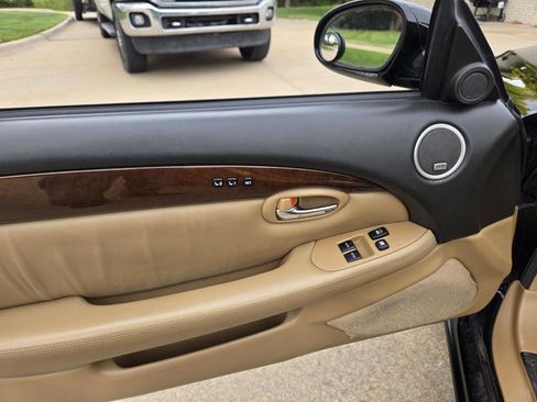 Used 2008 Lexus SC 430 Convertible RWD image 11