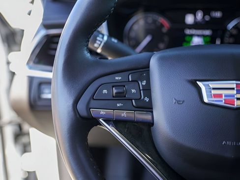 Used 2022 Cadillac XT6 Premium Luxury FWD image 14