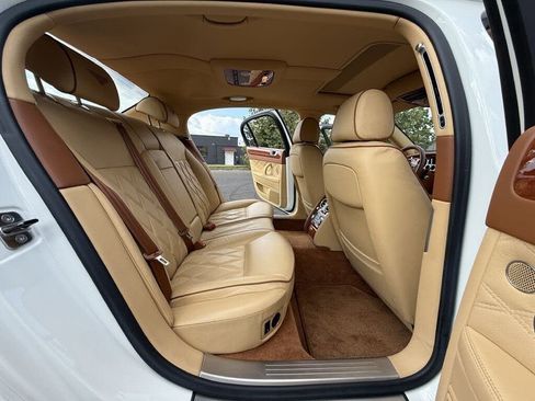 Used 2011 Bentley Flying Spur Flying Spur Speed image 25