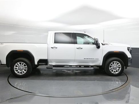 Used 2024 GMC Sierra 2500 SLT w/ SLT Convenience Package image 26