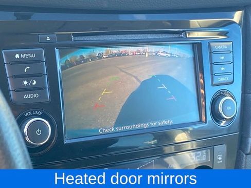 Used 2020 Nissan Rogue SV image 9