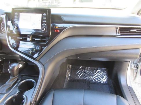 Used 2024 Toyota Camry SE FWD image 26