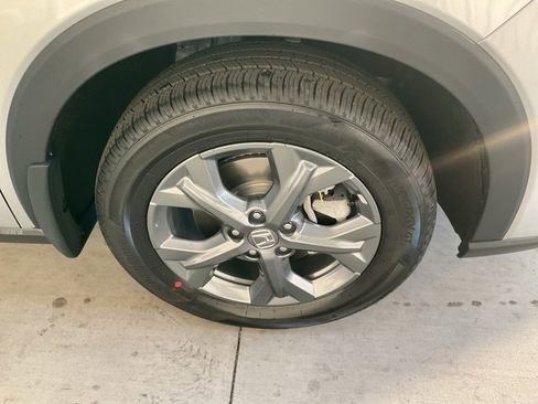 New 2026 Honda HR-V LX image 24