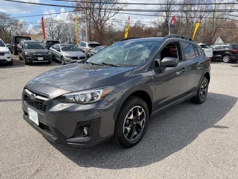 Used 2020 Subaru Crosstrek 2.0i Premium image 1