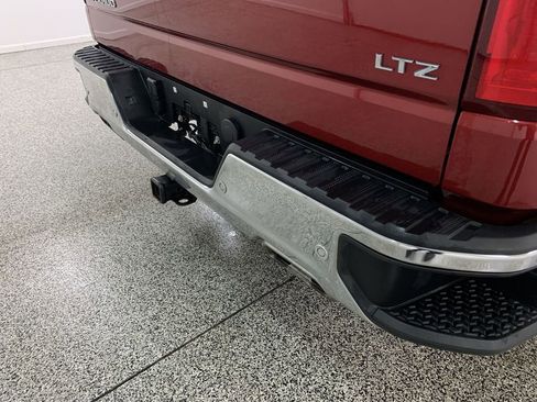Used 2023 Chevrolet Silverado 1500 LTZ AWD/4WD image 37