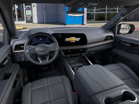 New 2026 Chevrolet Suburban High Country AWD/4WD image 16