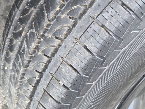 Used 2020 Toyota Tacoma SR image 17