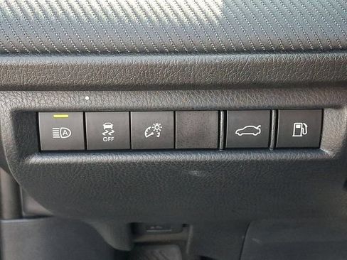 Used 2026 Toyota Camry SE FWD image 28