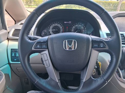 Used 2011 Honda Odyssey EX-L image 19