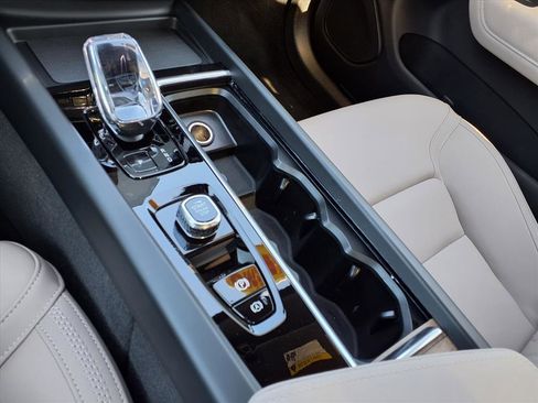 New 2026 Volvo XC60 B5 Core w/ Protection Package Premier image 13
