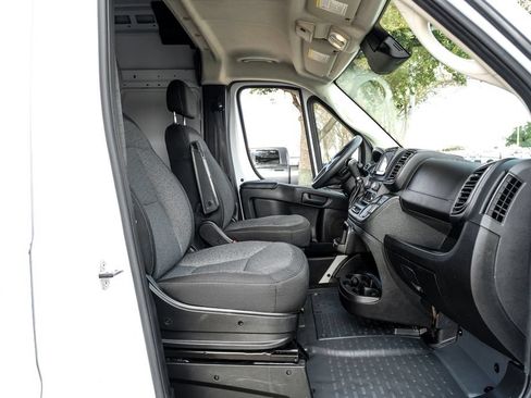 Used 2023 RAM ProMaster 2500 FWD image 29
