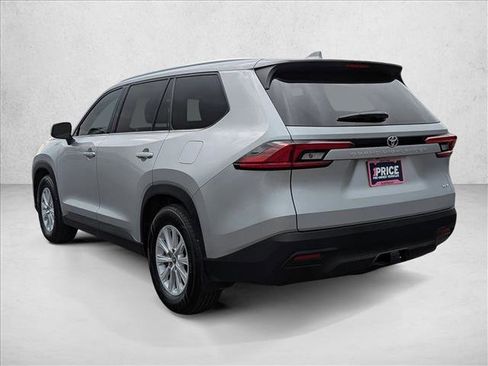 Used 2026 Toyota Grand Highlander FWD image 8