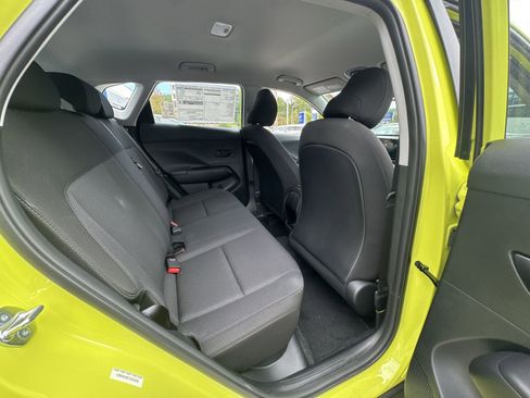 New 2026 Hyundai Kona SE image 13