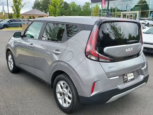 Certified 2023 Kia Soul LX w/ Option Group 015 FWD image 6