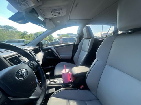 Used 2017 Toyota RAV4 Limited w/ Carpet Mat Package AWD/4WD image 7
