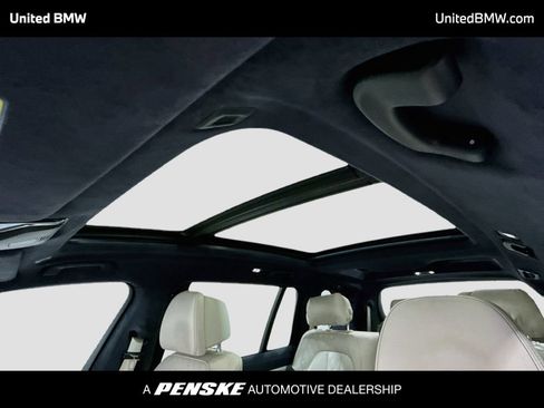 Used 2022 BMW X7 xDrive40i w/ Executive Package AWD/4WD image 11