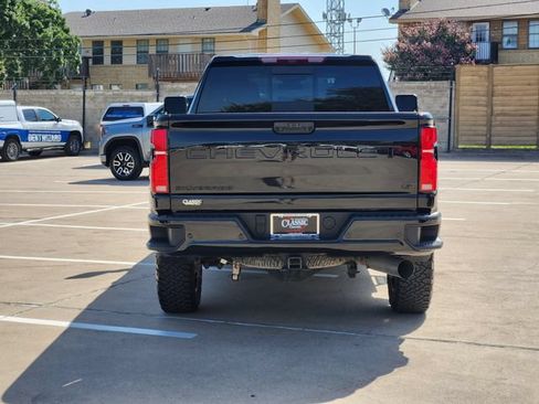 Used 2025 Chevrolet Silverado 2500 LT w/ Trail Boss Package AWD/4WD image 13