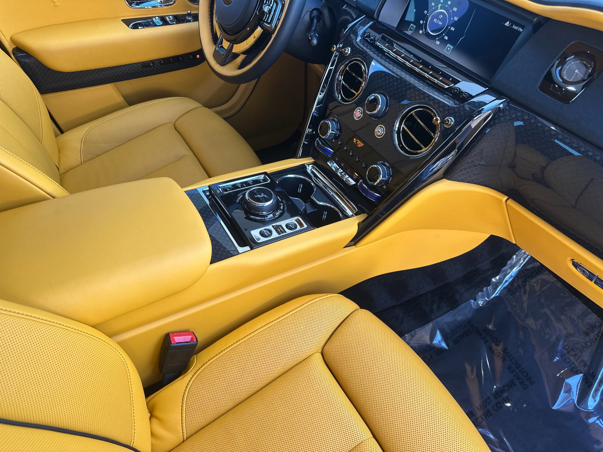 Certified 2023 Rolls-Royce Cullinan Black Badge w/ Driver's Package AWD/4WD image 16