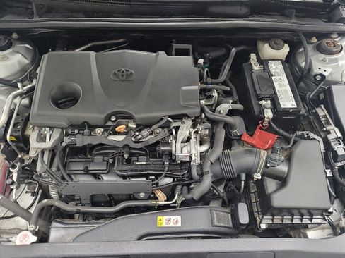 Used 2020 Toyota Camry LE AWD/4WD image 30