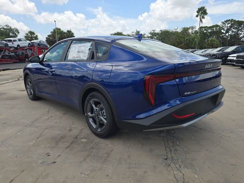 New 2026 Kia K4 FWD image 6