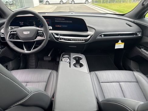 New 2025 Cadillac Lyriq Sport image 15