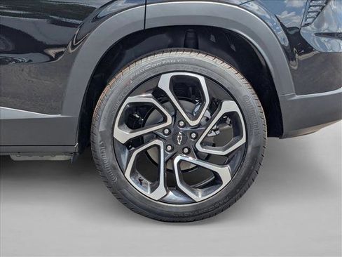 New 2026 Chevrolet Trax RS w/ Sunroof Package FWD image 10