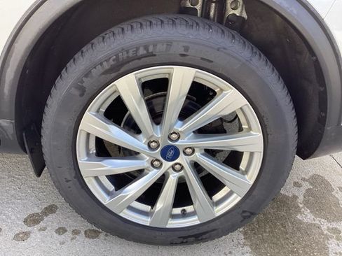 Used 2021 Ford Escape Titanium w/ Titanium Elite Package AWD/4WD image 6
