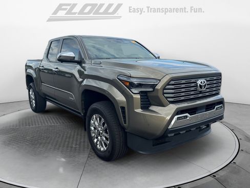 Used 2025 Toyota Tacoma Limited AWD/4WD image 1