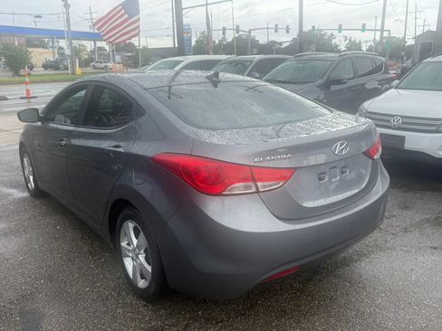 Used 2012 Hyundai Elantra GLS w/ Preferred Pkg 3 FWD image 5