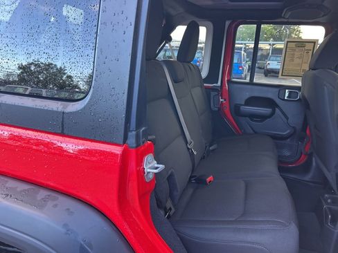 Used 2022 Jeep Wrangler Unlimited Sport image 27