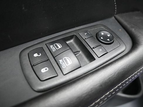Used 2019 Dodge Challenger R/T Scat Pack w/ T/A Package RWD image 11