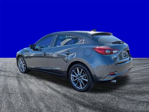 Used 2018 MAZDA MAZDA3 Touring image 6