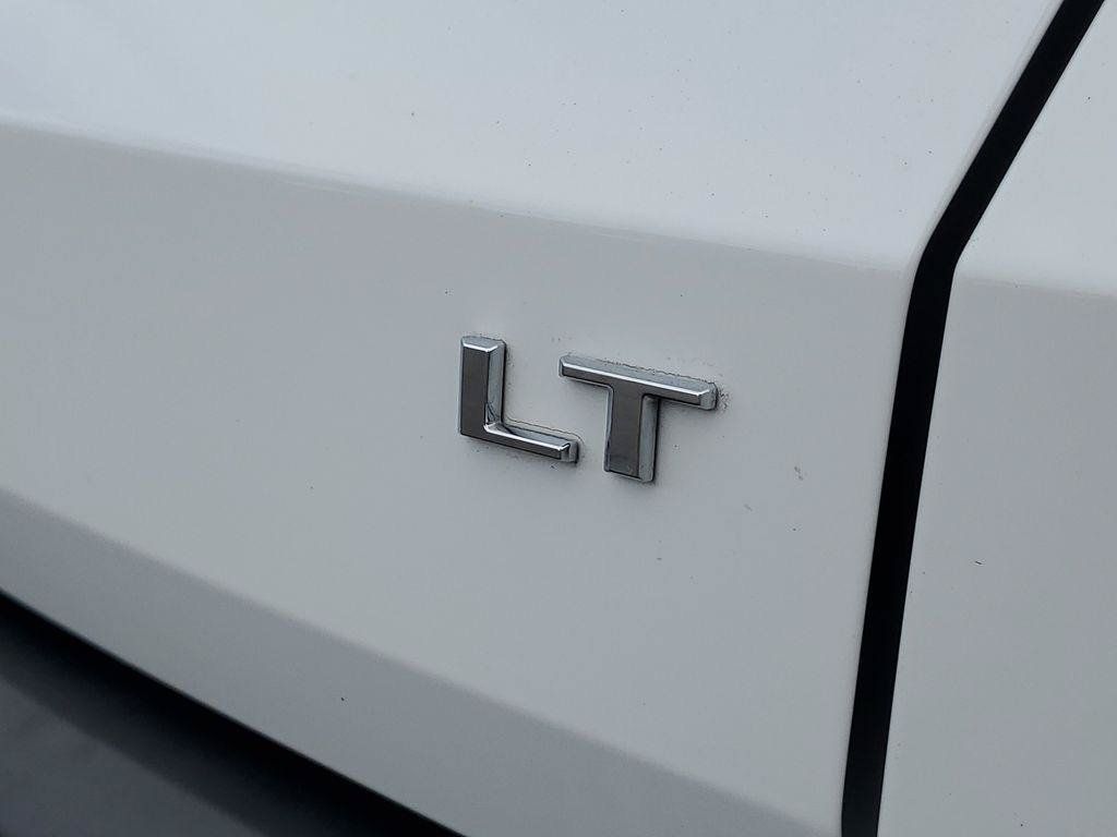 Used 2024 Chevrolet Traverse LT w/ LPO, Floor Liner Package AWD/4WD image 36