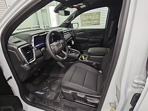 New 2026 GMC Canyon Elevation image 10