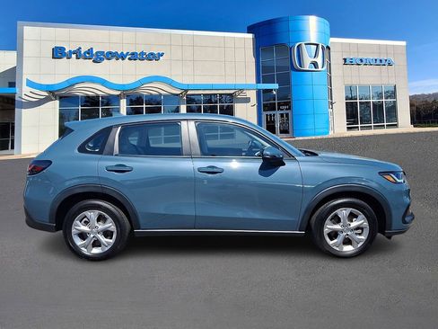 Used 2023 Honda HR-V LX image 7